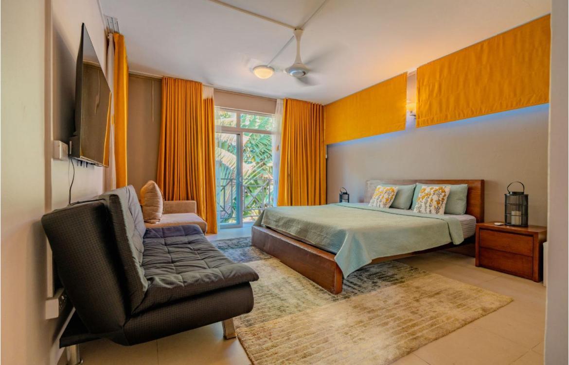 Pereybere Beach Paradise 4 Bedroom Apt Eksteriør bilde