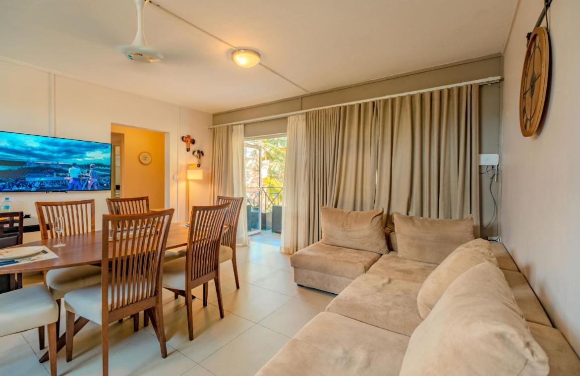 Pereybere Beach Paradise 4 Bedroom Apt Eksteriør bilde